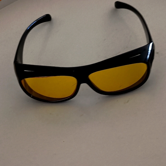 Fair Vision Accessories - Night Vision  unisex 😎 Glasses Nwot $28 + Free  F/G sunglasses